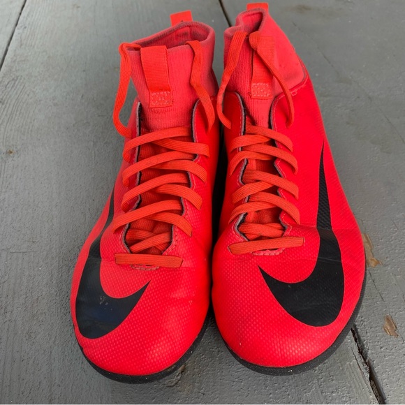 Nike indoor soccer cleats - Picture 3 of 9